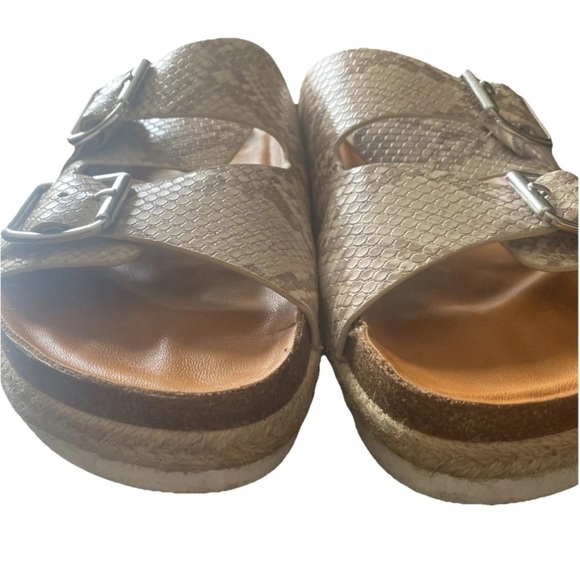 DV by Dolce Vita Carther Tan Snake Print Sandals Womens Size 8.5 Faux Leather - Picture 7 of 8